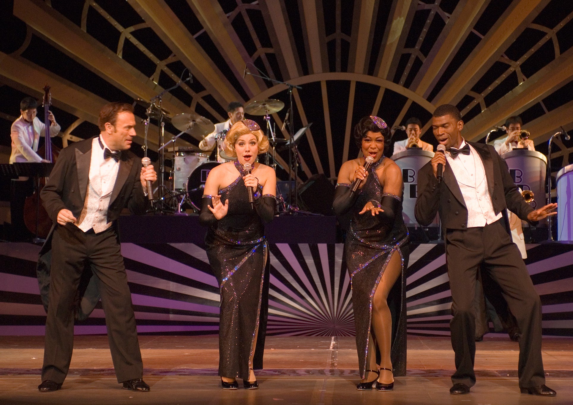 ビッグバンドビート（C）Disney