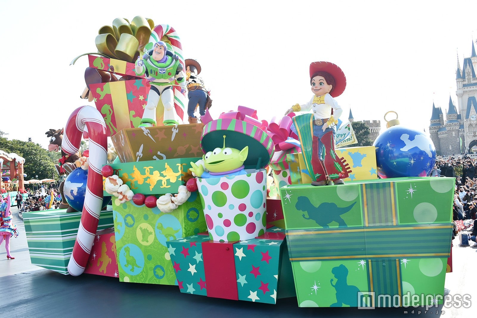 パレード「ディズニー・クリスマス・ストーリーズ」（C）モデルプレス