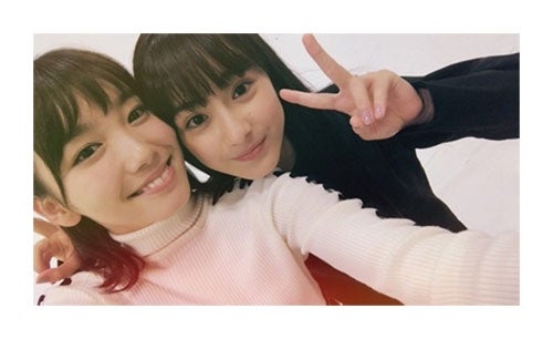 飯豊まりえ 愛しすぎてる 平祐奈にキス 動画にファン歓喜 天使が2人 癒される モデルプレス 飯豊まりえ 愛しすぎてる 平祐奈にキス 動画にファン歓喜 天使が2人 癒される モデルプレス