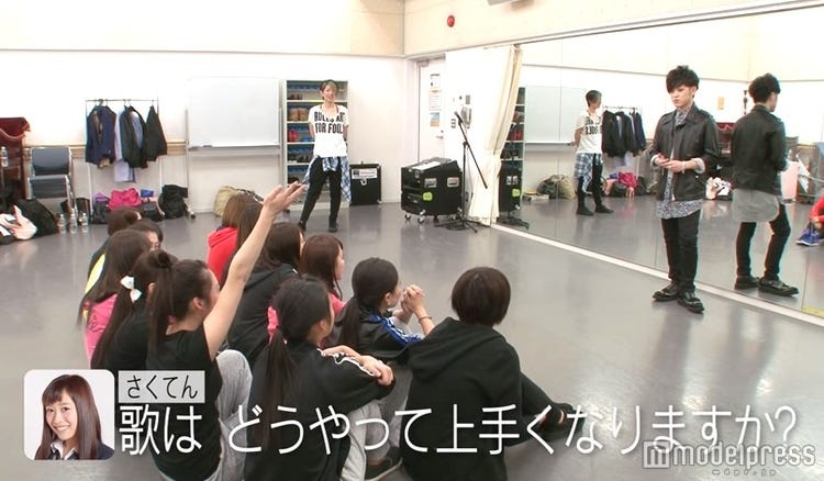 a末吉秀太が見守った 日本一可愛い女子高生 のレッスン公開 モデルプレス a末吉秀太が見守った 日本一可愛い女子高生 のレッスン公開 モデルプレス