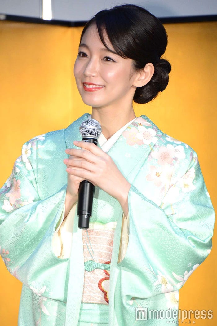 吉岡里帆(C)モデルプレス