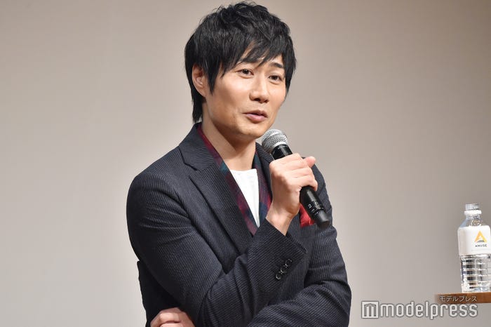 戸次重幸(C)モデルプレス