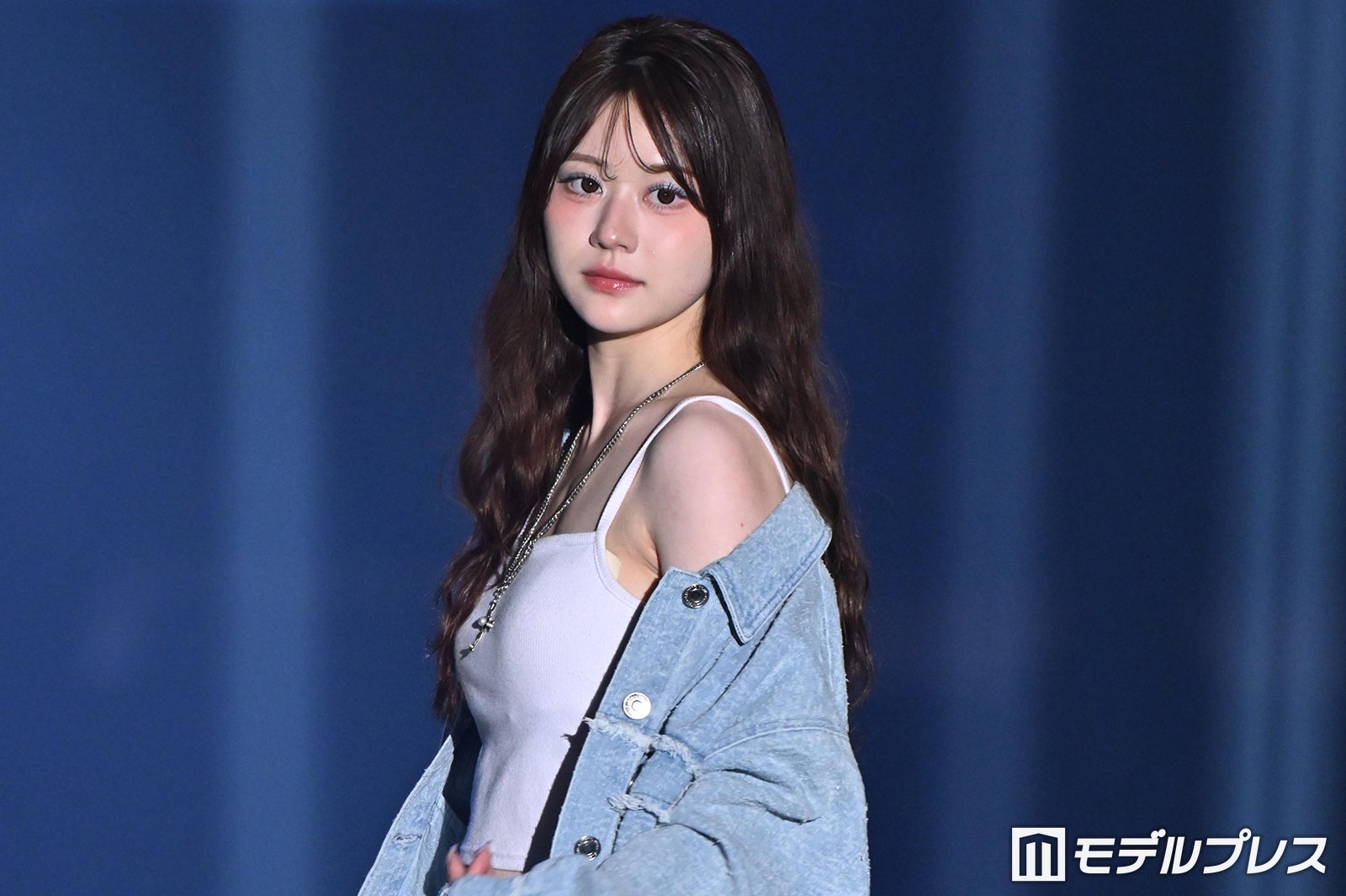 「今日好き」りんか、美ウエストちらり デニムセットアップで抜群プロポーション披露【超十代2026】