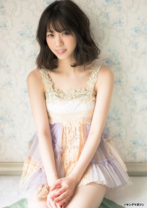 西野七瀬(C)藤本和典/ヤングマガジン