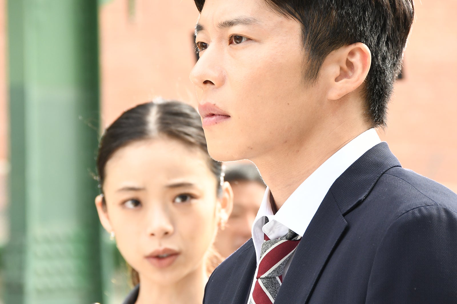 趣里、田中圭（C）テレビ朝日