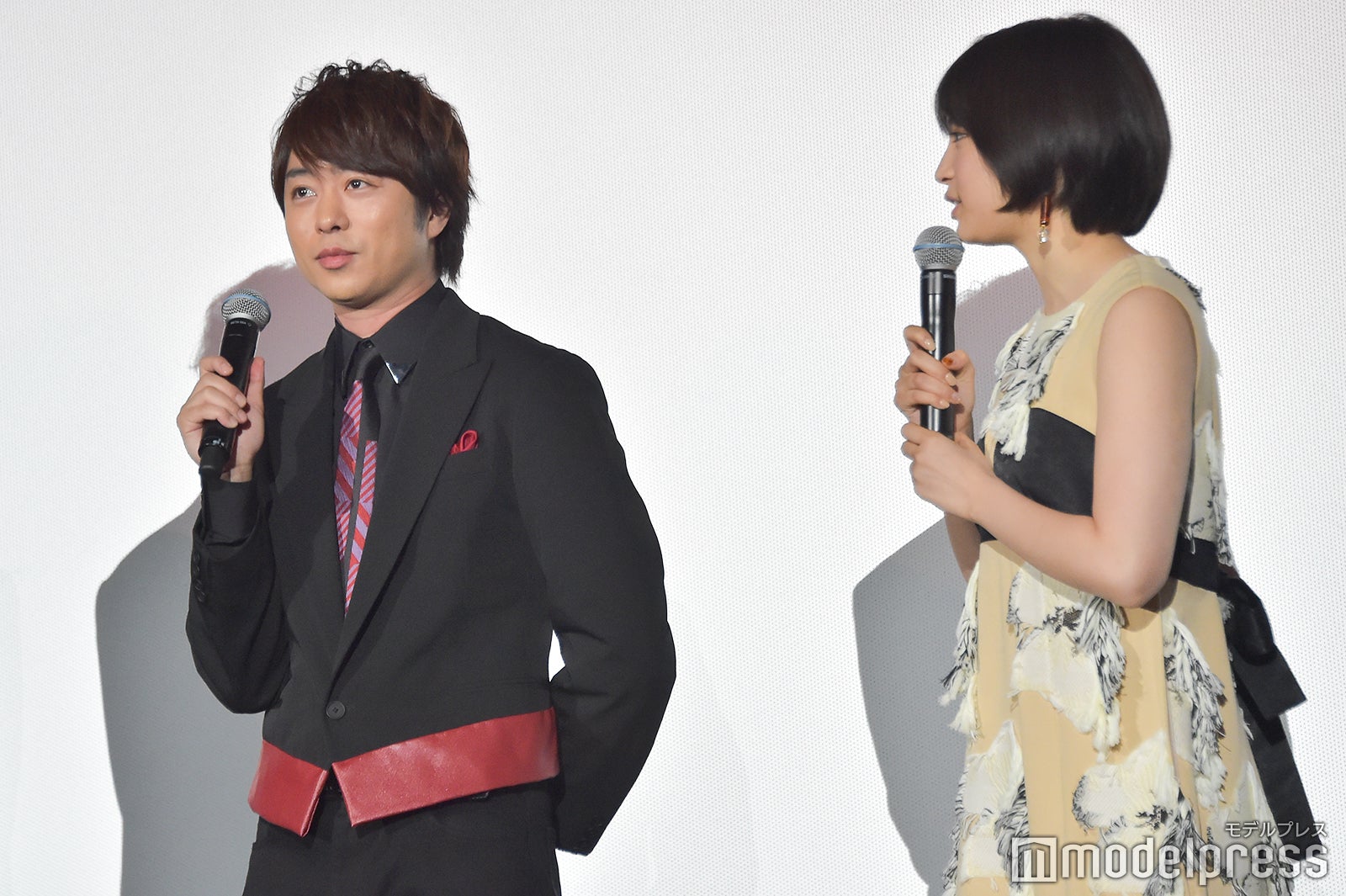 櫻井翔、広瀬すず （C）モデルプレス