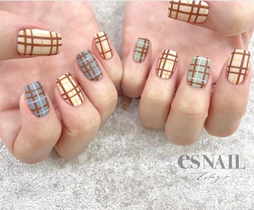 チェックネイルなら冬コーデとも相性バッチリ！おすすめ3選【プレゼント企画あり】