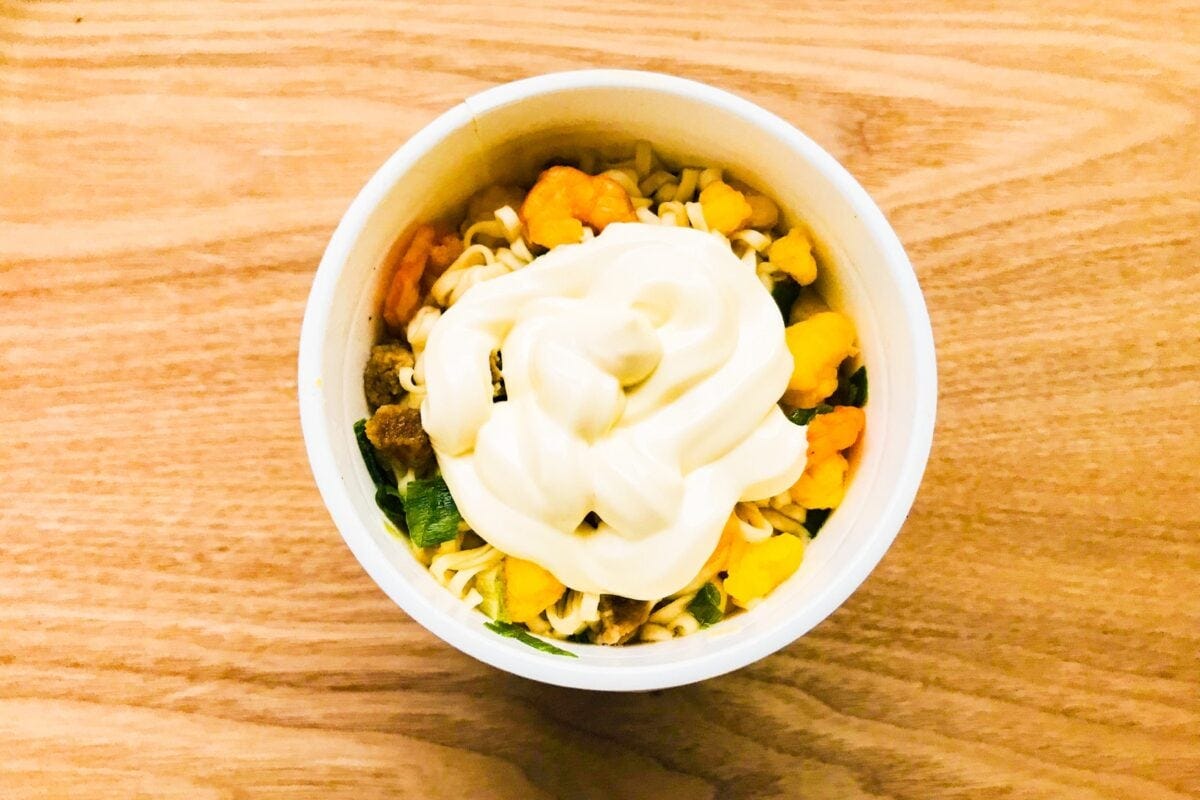 カップヌードル鬼足し