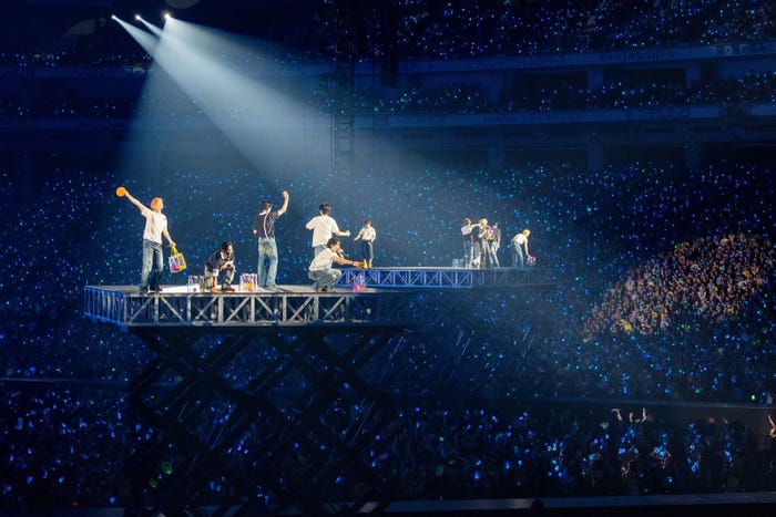 INI(C)LAPONE ENTERTAINMENT