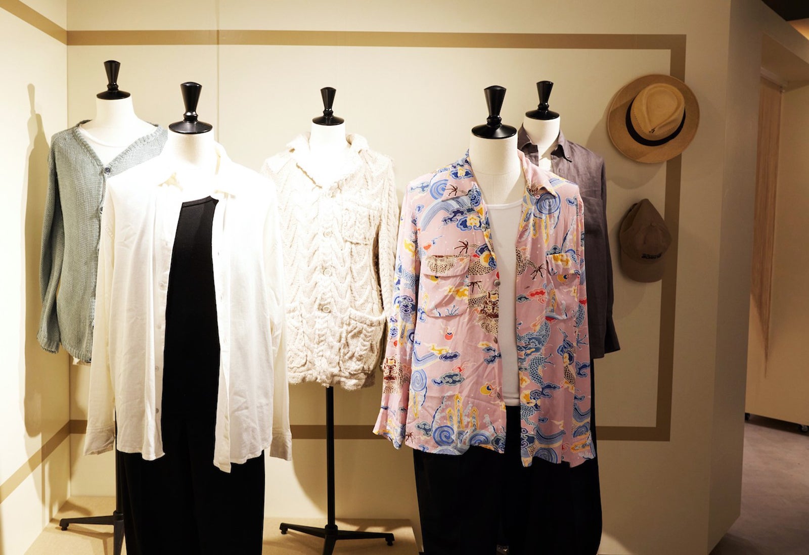 「中村倫也 童詩×蓑唄 写真展 2023」より／撮影：sai