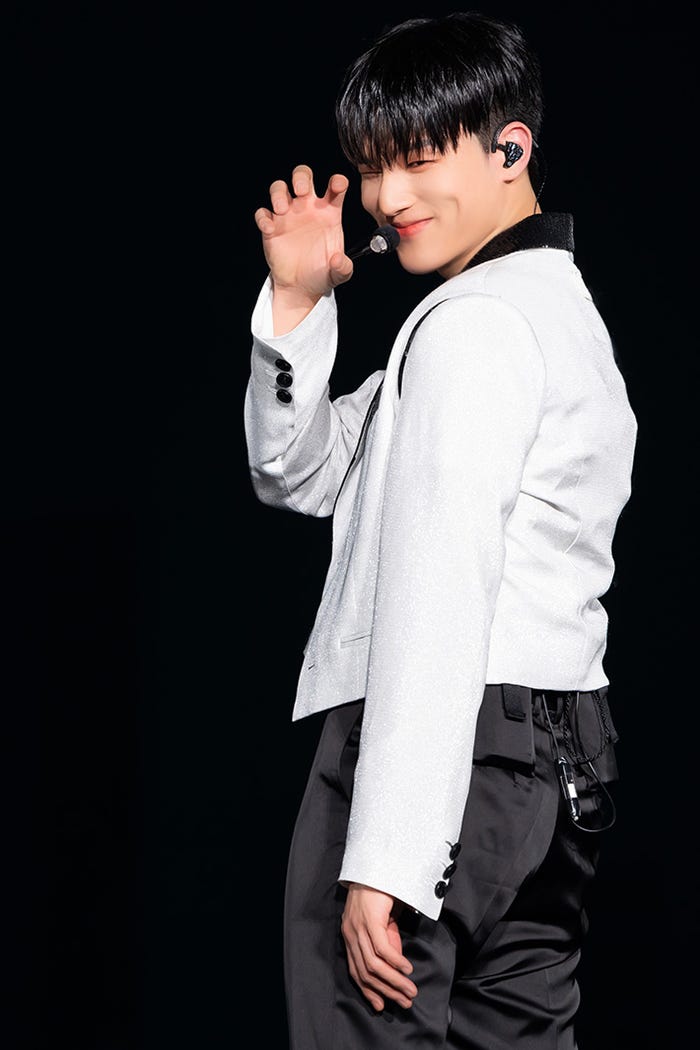 WOOYOUNG/Photo by 宮田浩史(C)KQ Entertainment