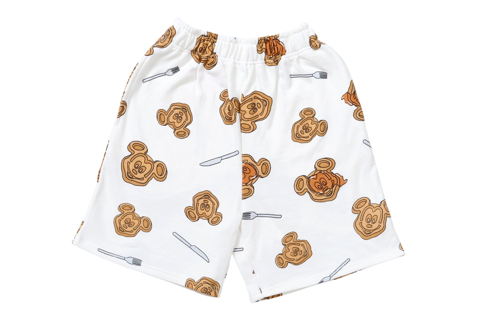 ショートパンツ¥6,500（C）Disney