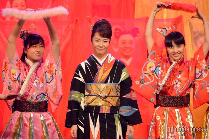 ももクロ 香西かおりのステージでキュートに舞い踊る 紅白リハ3日目 モデルプレス ももクロ 香西かおりのステージでキュートに舞い踊る 紅白リハ3日目 モデルプレス