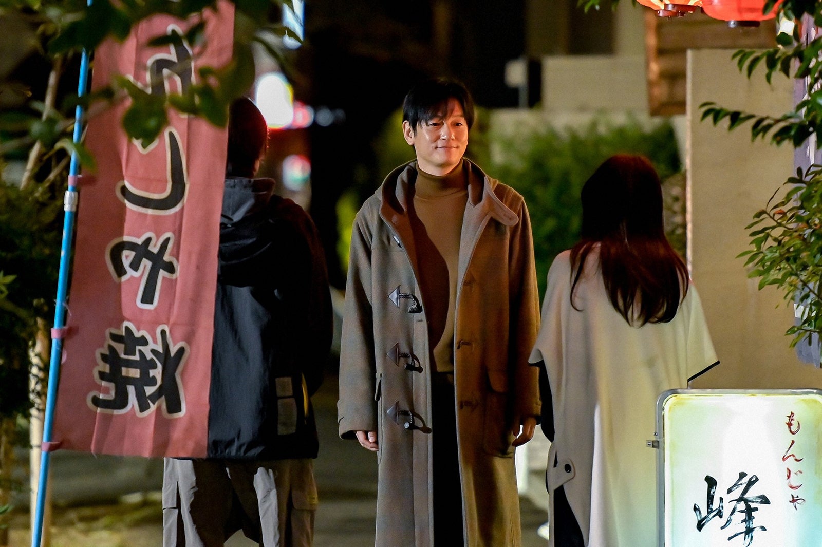 井浦新、吉高由里子／「最愛」第6話より（C）TBS