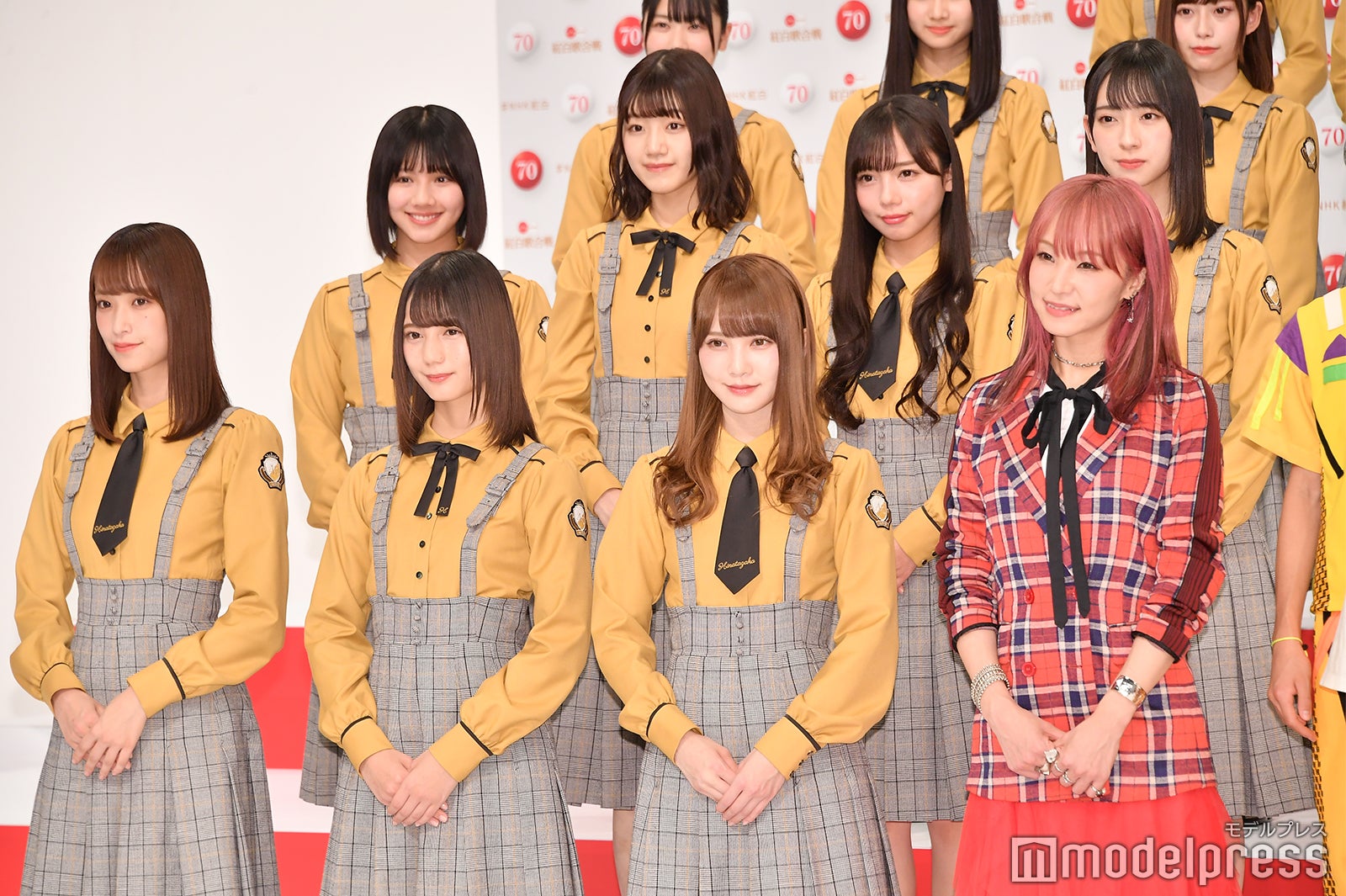 日向坂46、LiSA （C）モデルプレス