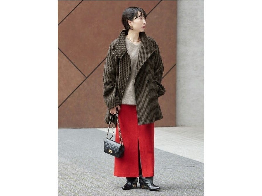 きれいめなウール系コートはいろんな着こなしに合わせやすい 出典:WEAR