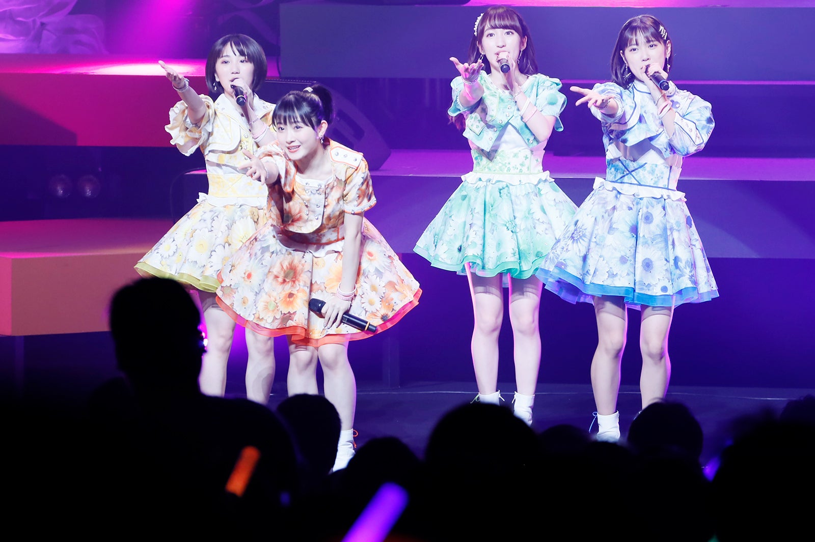 カントリー・ガールズ（船木結、森戸知沙希、山木梨沙、小関舞）（提供写真）