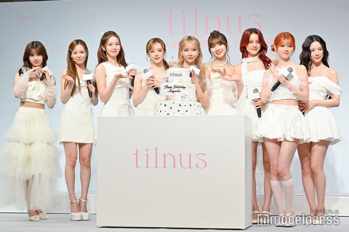 NiziU(C)モデルプレス