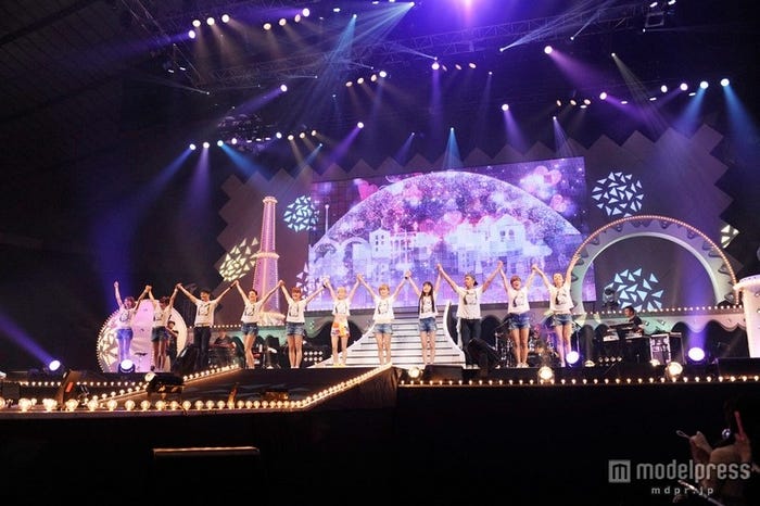 「Kanayan Tour 2013 ~Spring~」ファイナル公演を開催した西野カナ