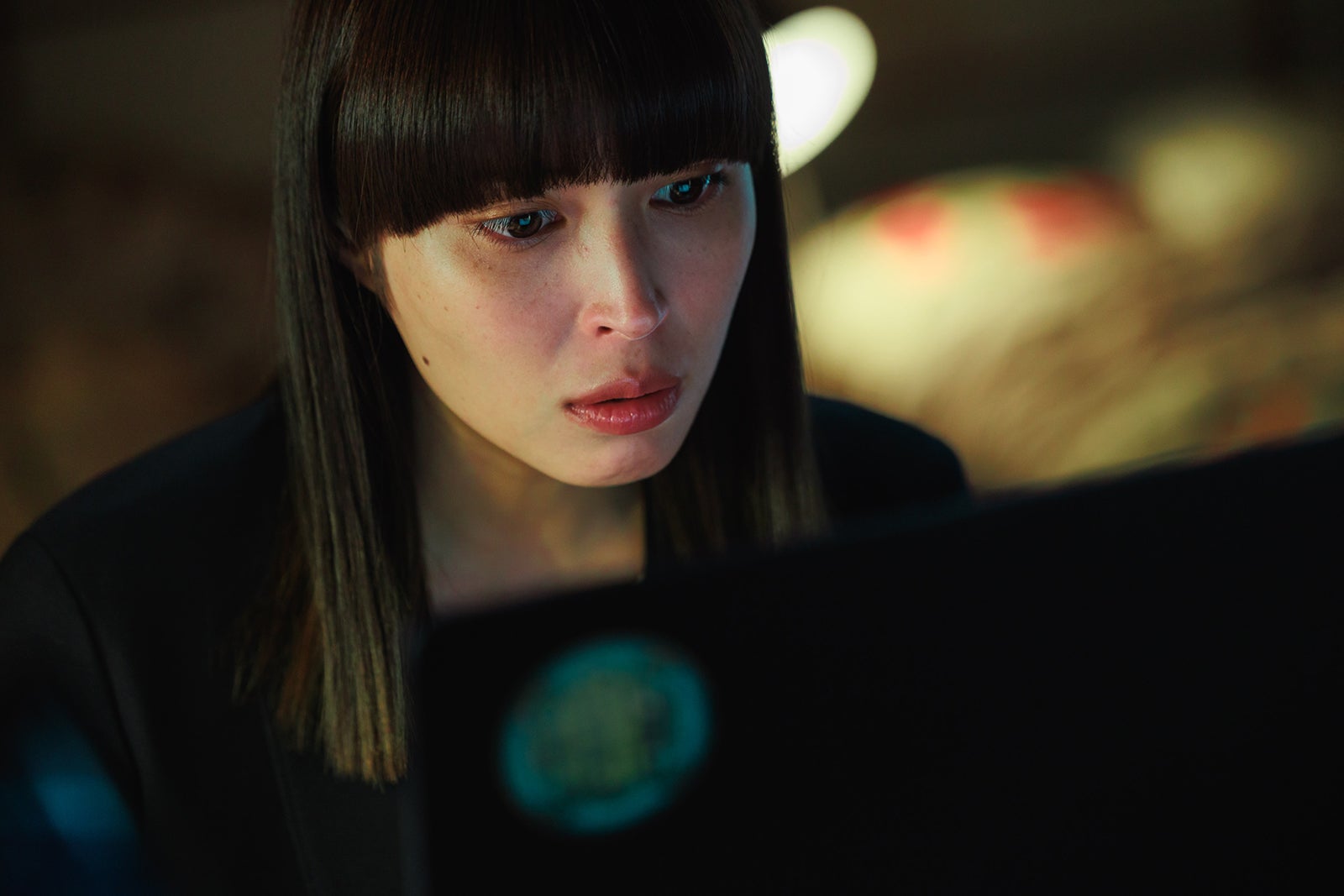 「なんで私が神説教」一瞬登場した「SEE」に注目 初回ラストとの繋がりに「辻褄が合う」「気になりすぎる」と考察加速