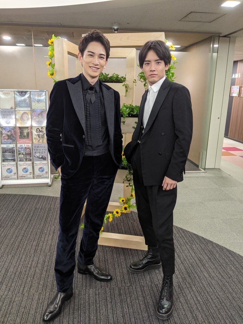 赤楚衛二＆町田啓太、スーツ姿で“チェリまほコンビ”再来「眼福」「かっこよすぎて震えた」とファン悶絶