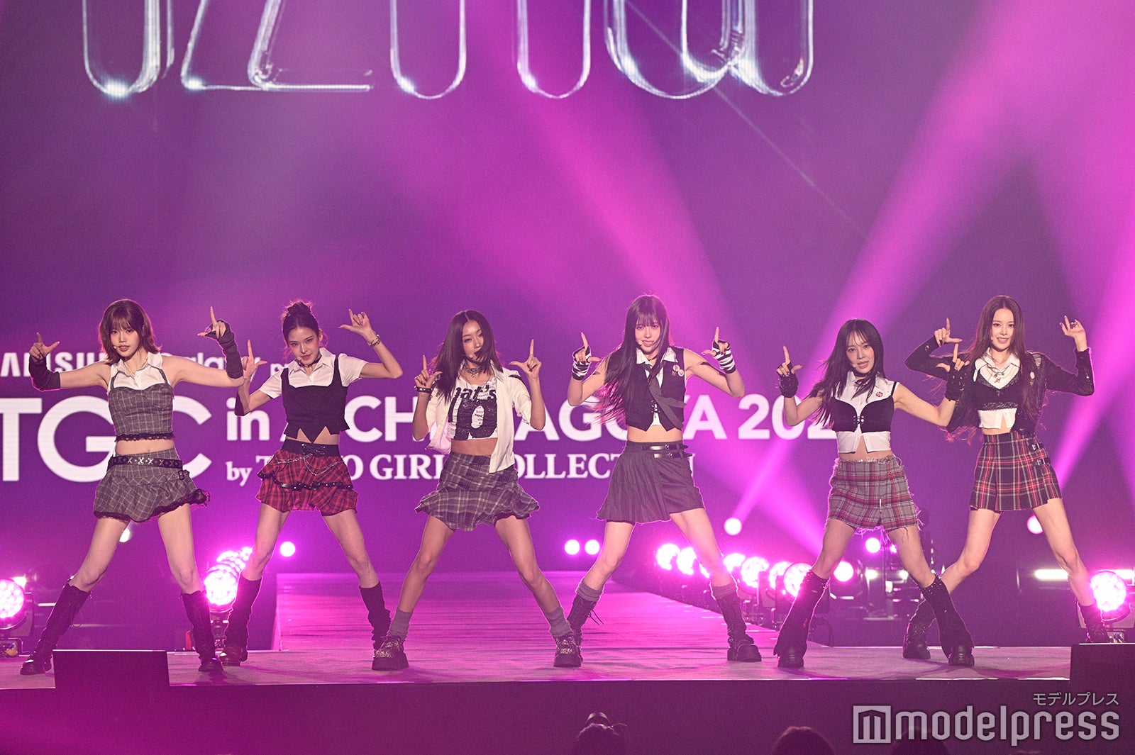 （C）モデルプレス