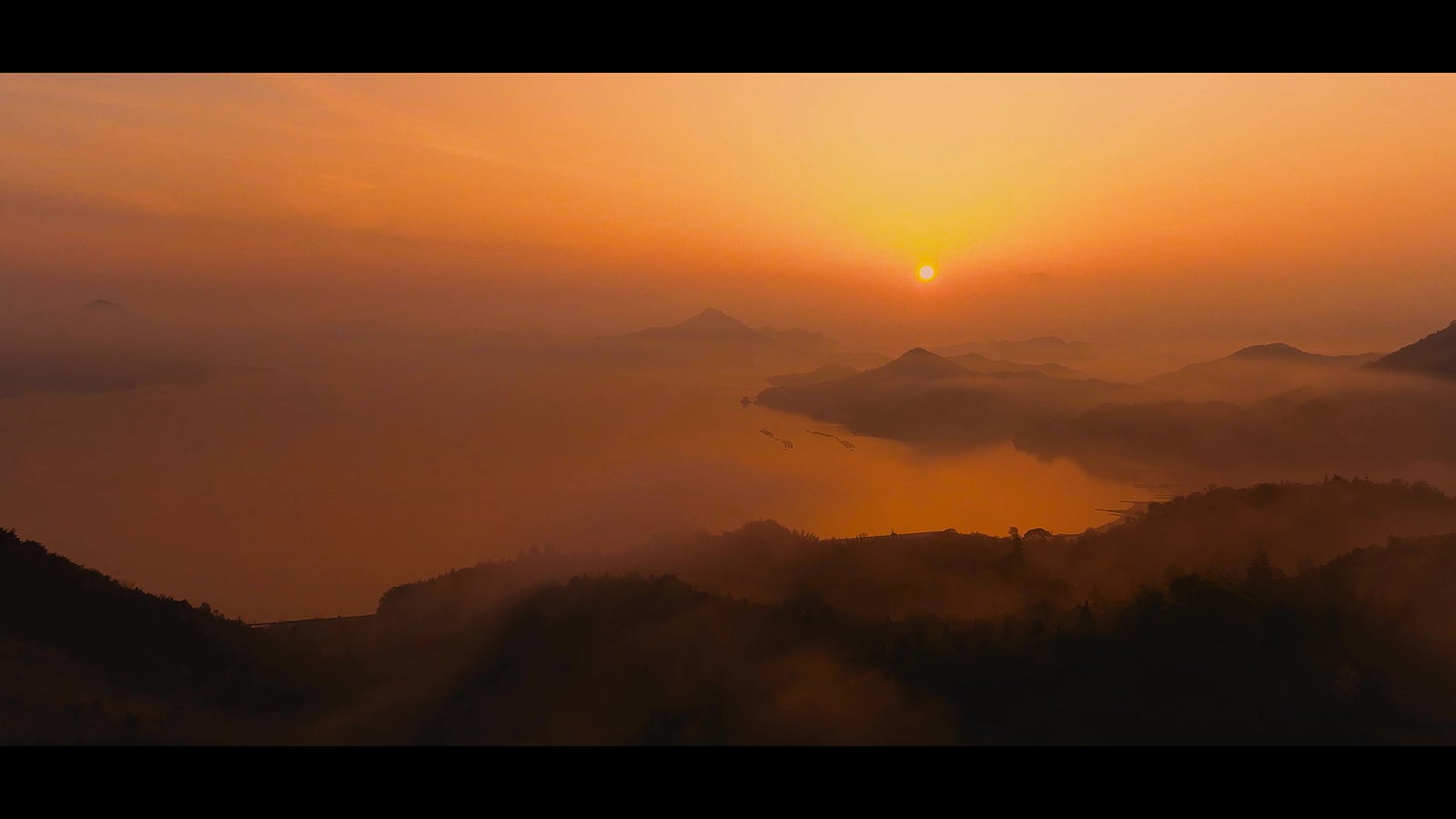 愛媛県今治市伯方町「開山公園」展望台（C）AKS