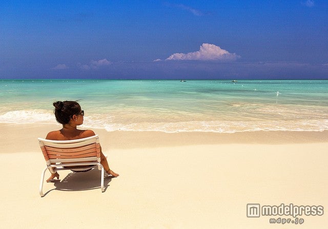 プロビデンシアレス島のグレースベイ／photo by Tobias Lindman