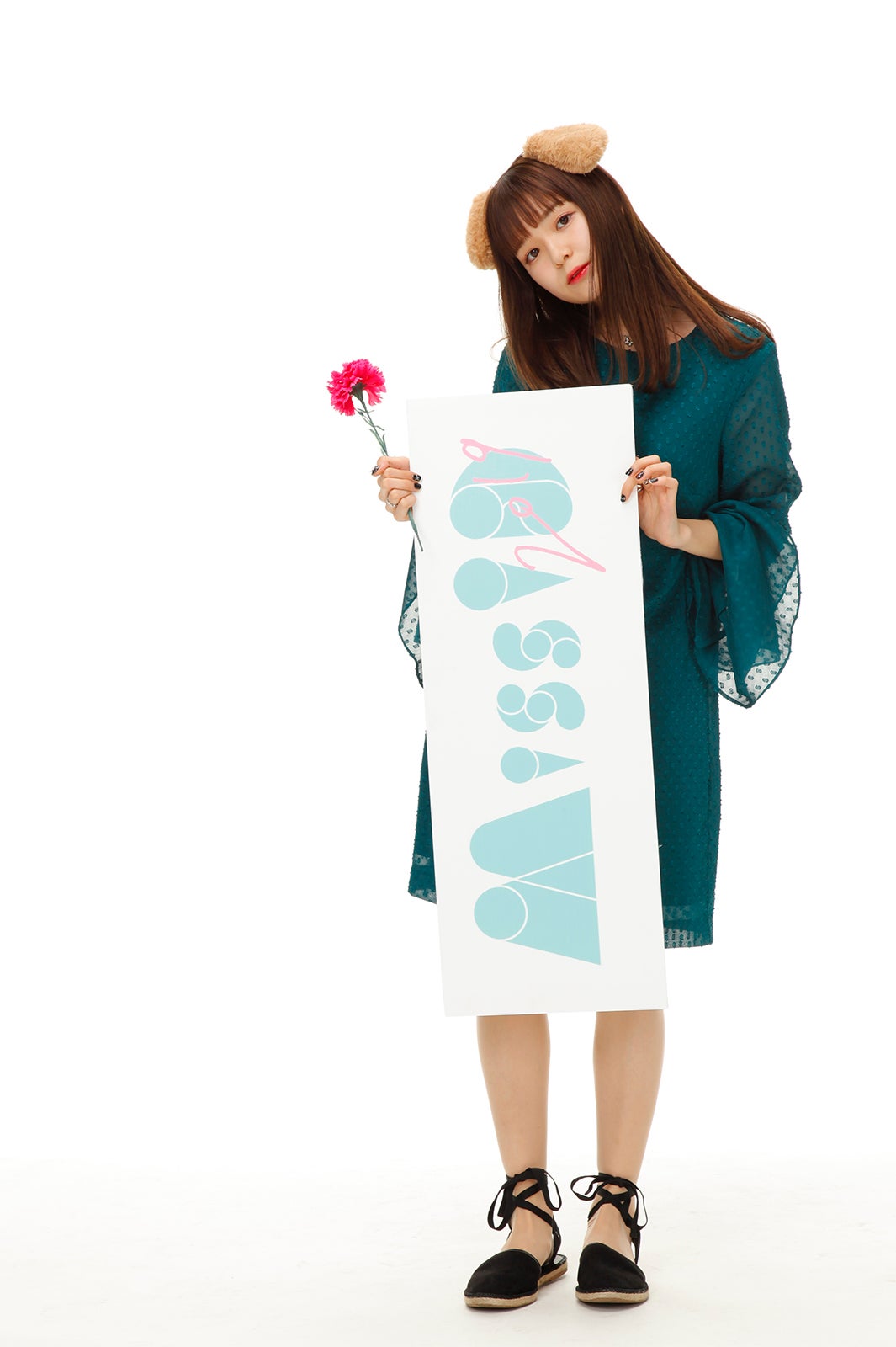 詩島萌々 （写真提供：講談社） 