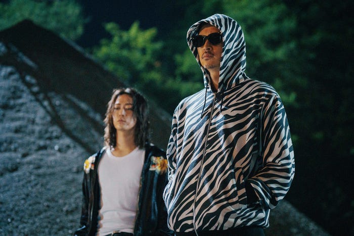 亀梨和也、窪塚洋介「外道の歌」場面写真(C)DMM TV