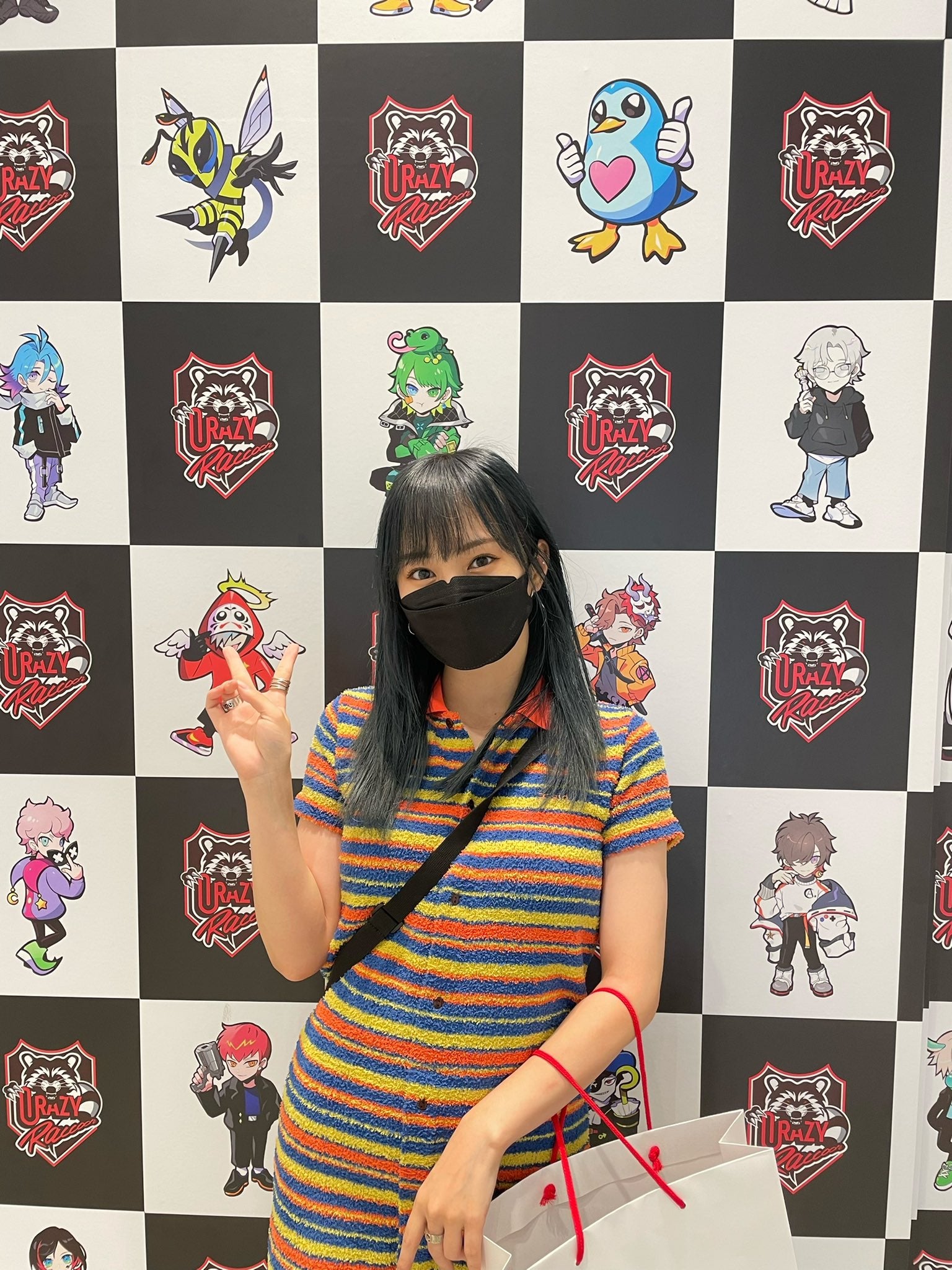 山本彩、イメチェン姿公開に「髪色めっちゃ似合ってる」「前髪ぱっつん可愛い」と反響