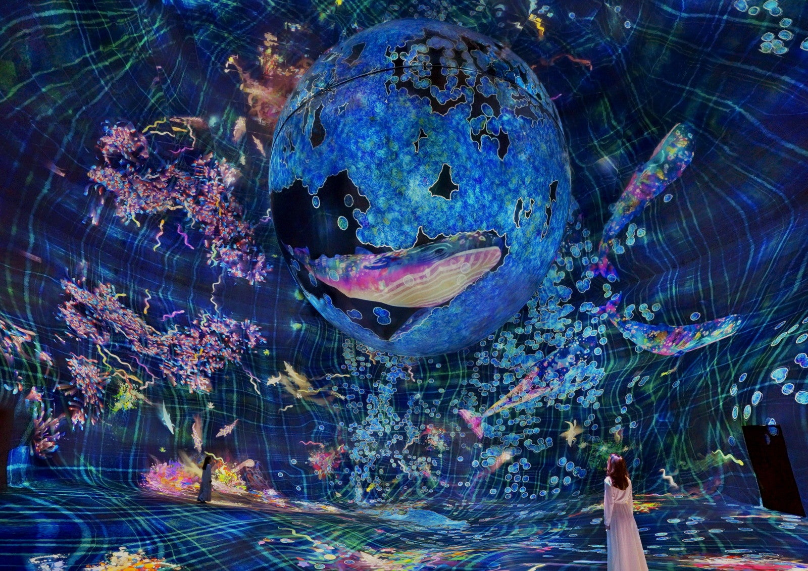 （C）チームラボ