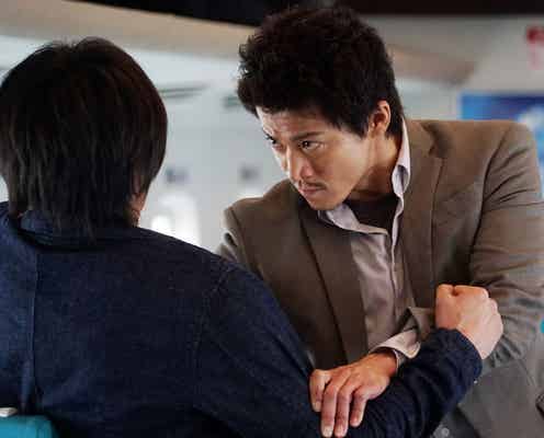 小栗旬&西島秀俊、圧巻アクション披露 “規格外”事件の幕開け