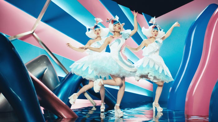 板野友美が美脚ダンス(提供画像)