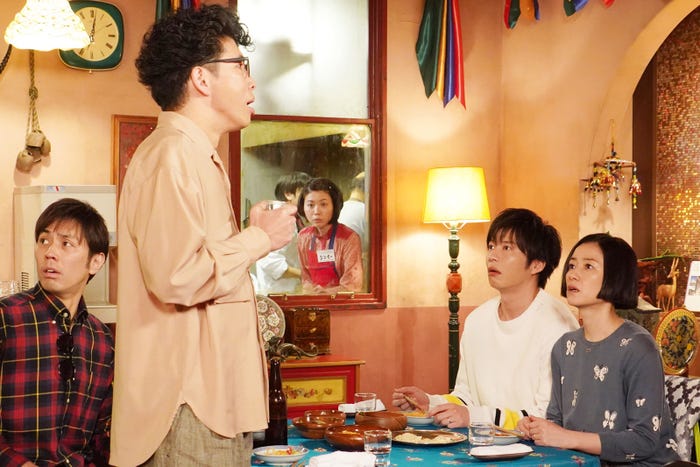 袴田吉彦・片桐仁・田中圭・原田知世/「あなたの番です」第2話より(C)日本テレビ