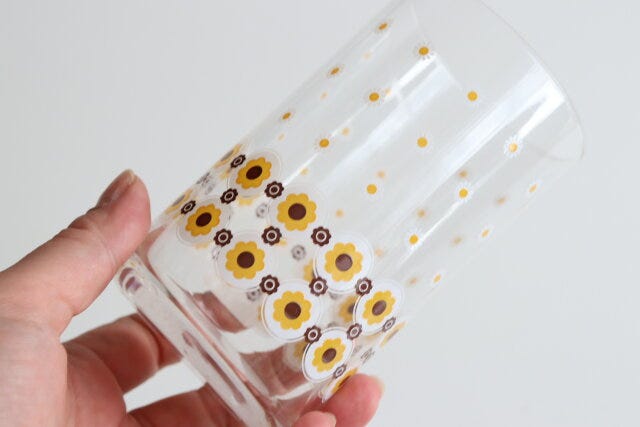 懐かしのソーダグラス（花、オレンジ・ピンク、約420mL）　食器