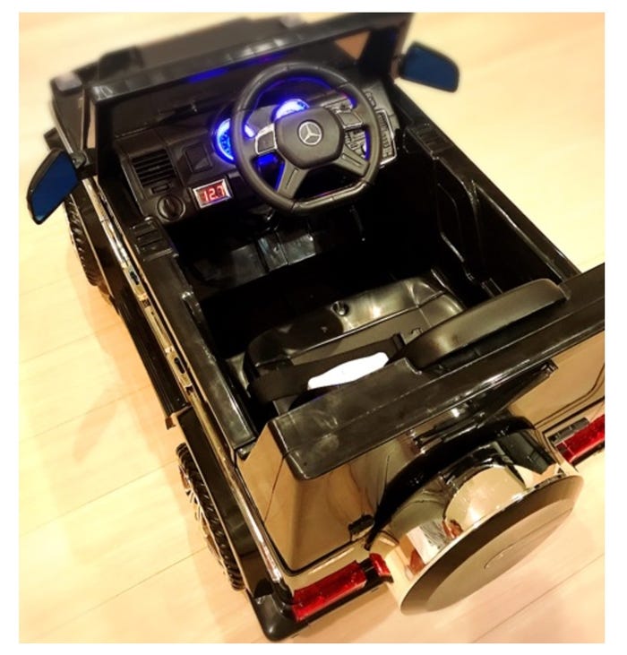 プレゼントされた車/吉澤ひとみ公式ブログ(Ameba)より