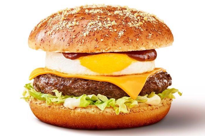 チーズロコモコ／画像提供：日本マクドナルド