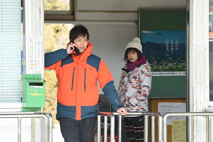 三浦貴大、門脇麦/『リバース』第2話より(画像提供:TBS)