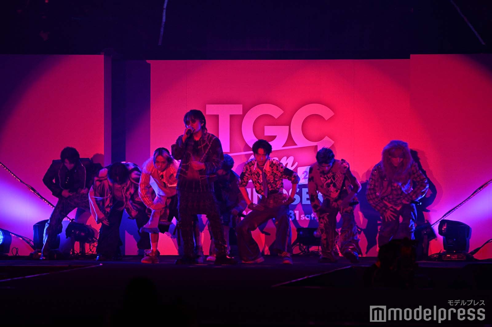 XY（C）モデルプレス