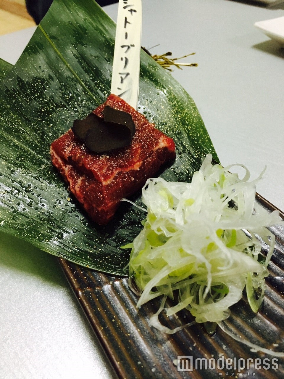 まえ川、メニュー：「ブラックブリアン」／画像提供：プロキューブ