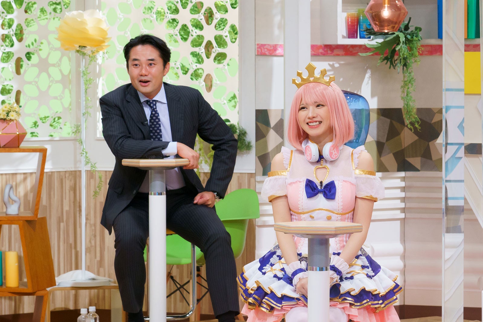 今田耕司、えなこ（C）読売テレビ