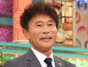 「全国TVに出したらアカンw」首位打者2回・二塁でGG5回の広島レジェンド 「ジャンク」現れ、大暴れw 64歳！？今こんな感じなのか 黒髪の秘密バラされる