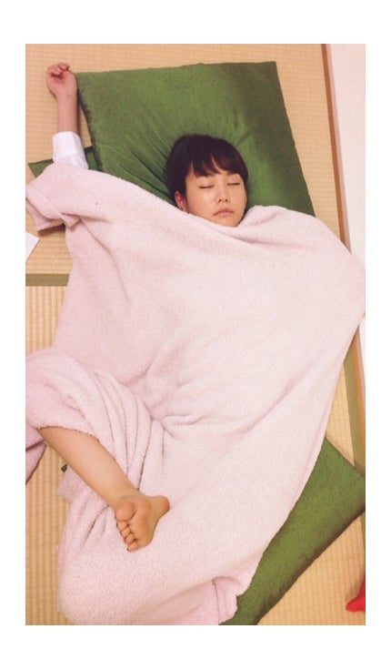 桐谷美玲の寝顔が 可愛すぎる 大胆な寝相にも 最高 の声 モデルプレス