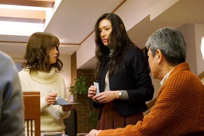 橋本環奈、栗山千明、升毅(写真提供:関西テレビ)