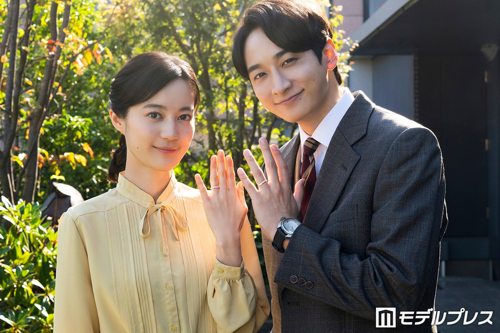 生田絵梨花、小関裕太（C）モデルプレス