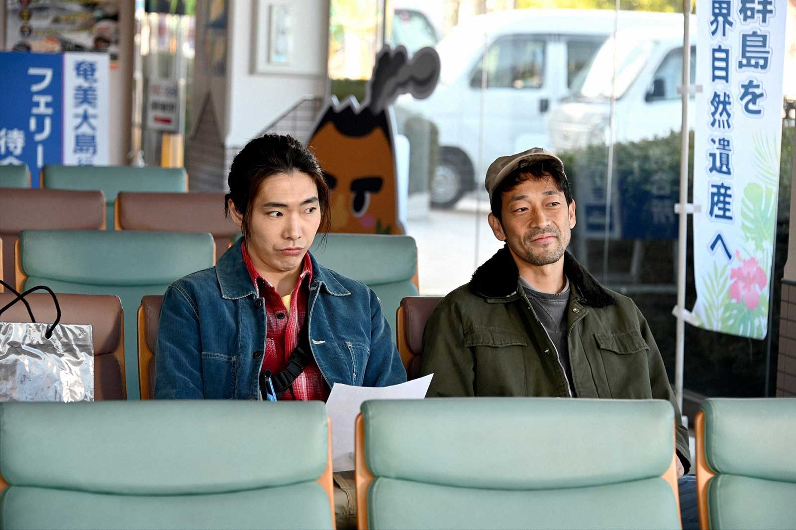 柄本佑、迫田孝也「天国と地獄 ～サイコな2人～」第9話より（C）TBS