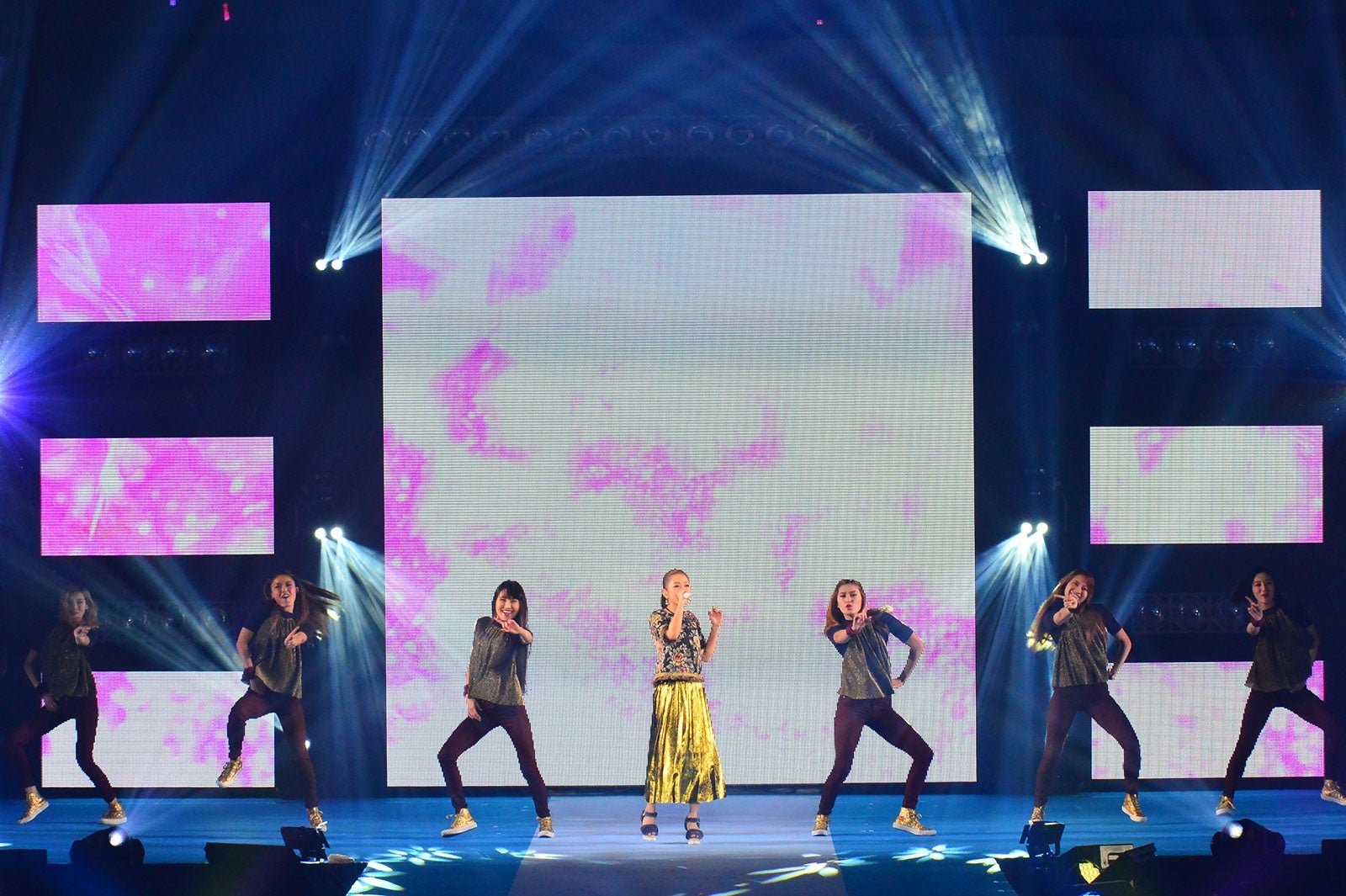 西野カナ（C）GirlsAward 2016 AUTUMN／WINTER by マイナビ