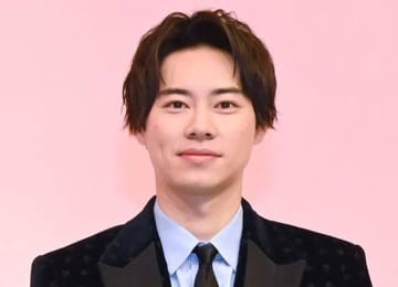 戸塚純貴 牛丼屋で逆ナンされるも 流血女性に呆然「怖すぎて…。ちょっと転んじゃって鼻血が出ちゃったんだよねみたいな」