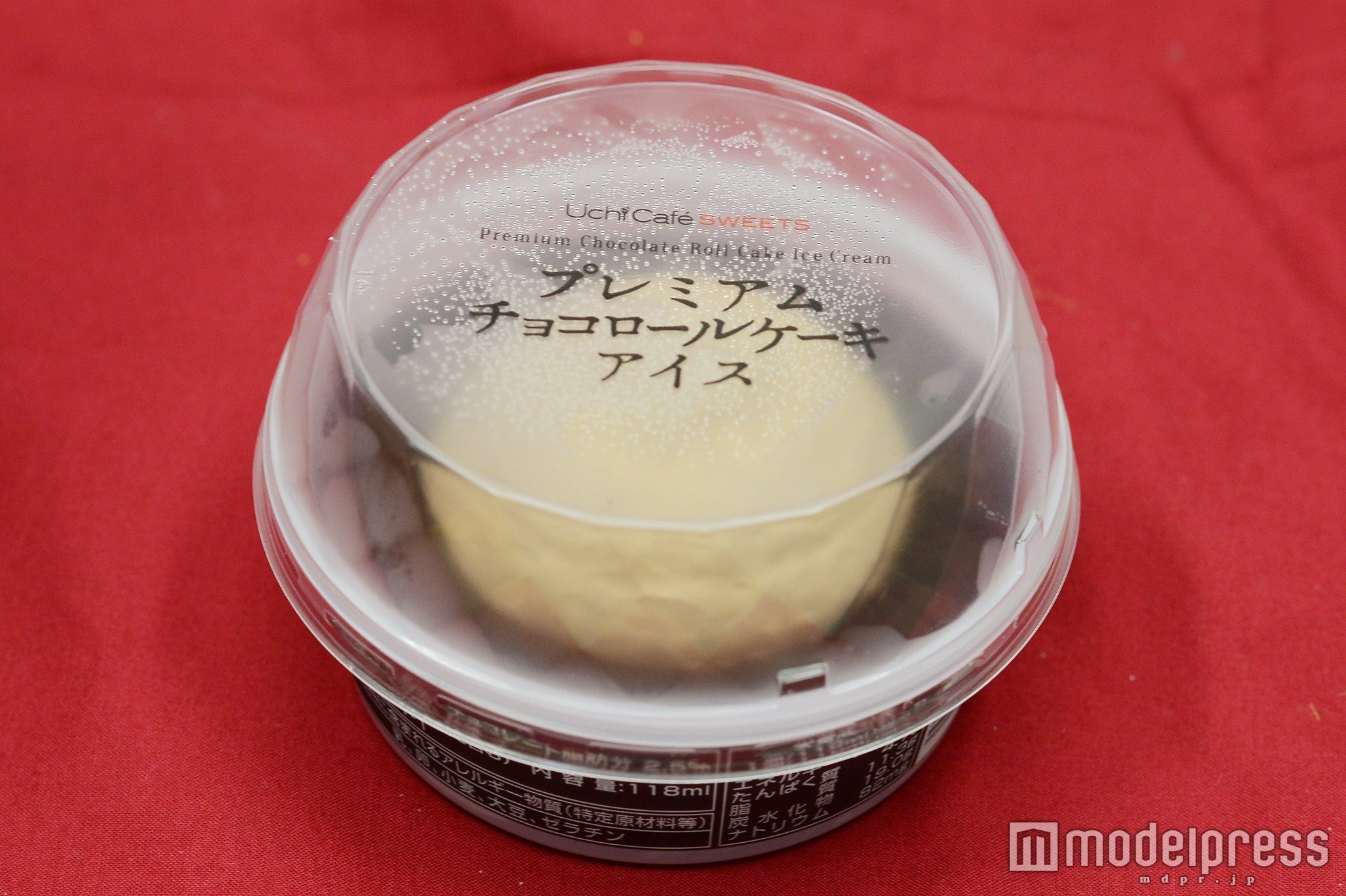 「チョコロールケーキアイス」215円（税込）（C）モデルプレス